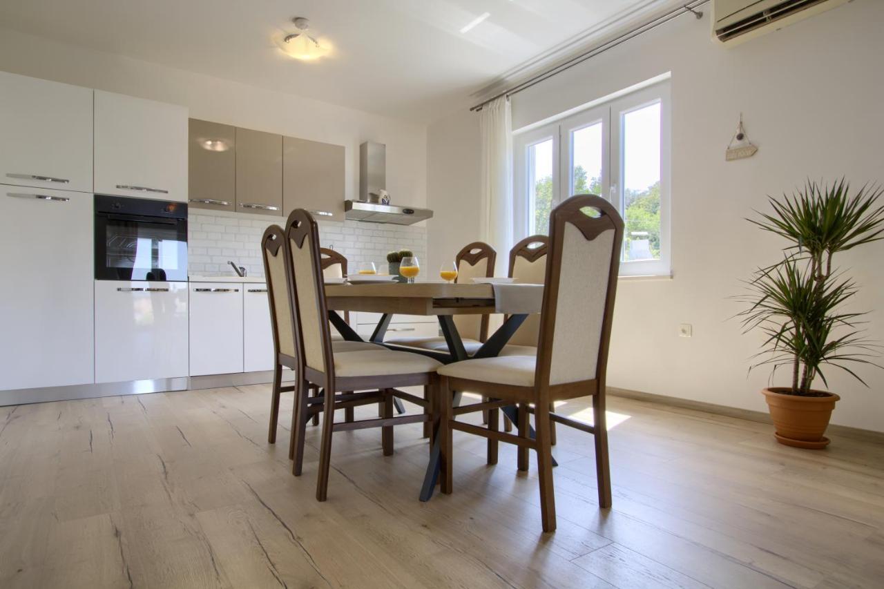 Mimoza Apartamento Kali